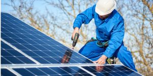 Installation Maintenance Panneaux Solaires Photovoltaïques à Ambialet